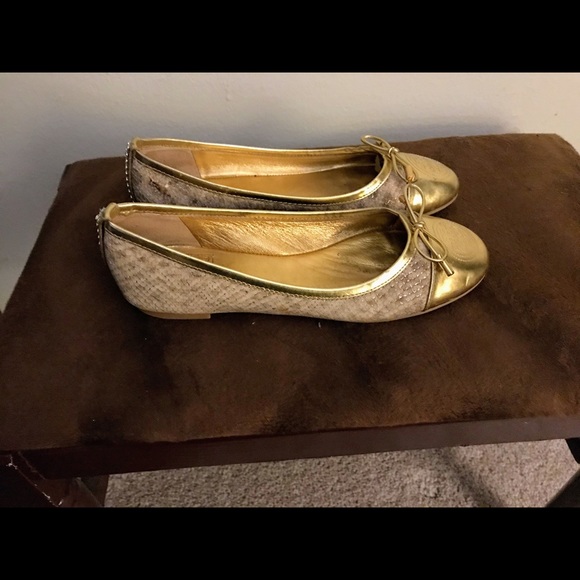🌺GOLD🌺TORY BURCH EMBELLISHED FLATS🌺7.5M🌺 - Picture 5 of 8